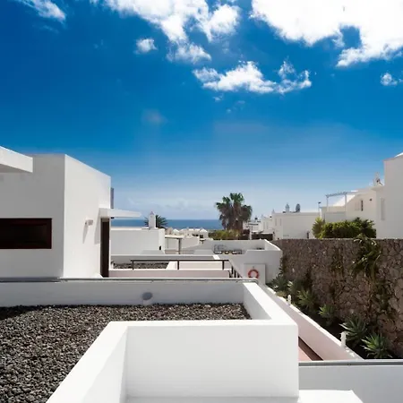 Julianne 3 Πουέρτο Ντελ Κάρμεν