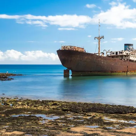 Julianne 3 Πουέρτο Ντελ Κάρμεν