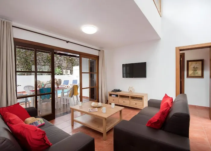 Julianne 3 Puerto del Carmen (Lanzarote)